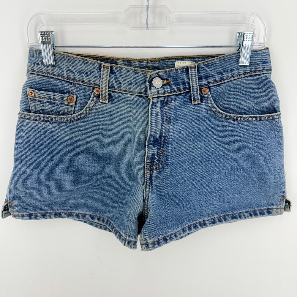 Vintage Levis 512 Slim Fit High Rise Denim Jean Shorts Medium Wash Womens Size 7